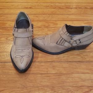 Giorgio Brutini low (ankel) cowboy boot